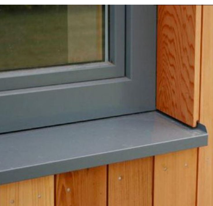 Window trim on site · Kettingskov